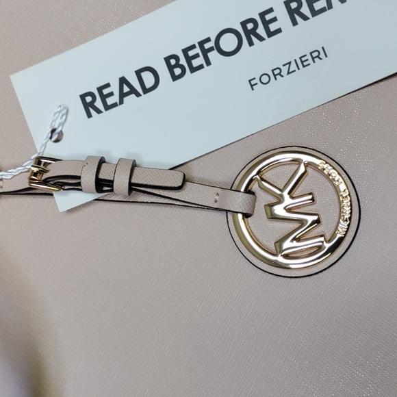 Michael Kors Jet Set Travel Top Zip Soft Pink Large Leather Tote Bag NWT - Picture 2 of 9